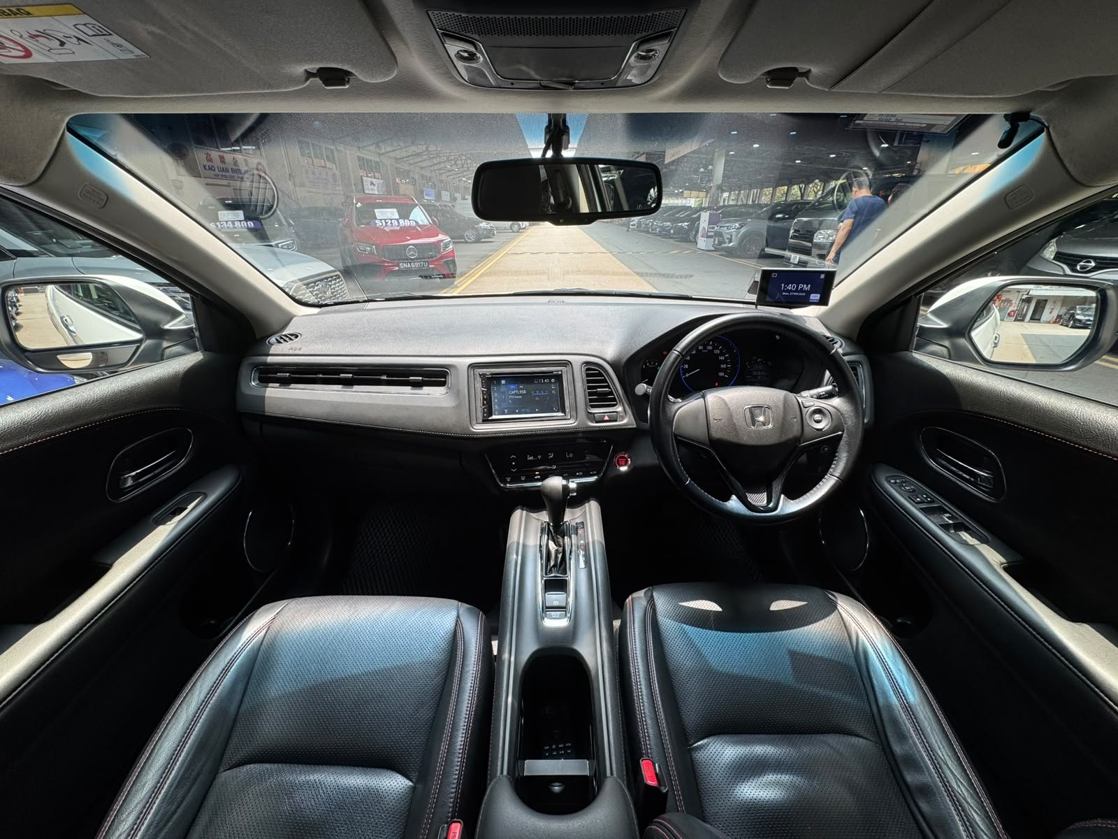 Honda Vezel 1.5 X photo 6